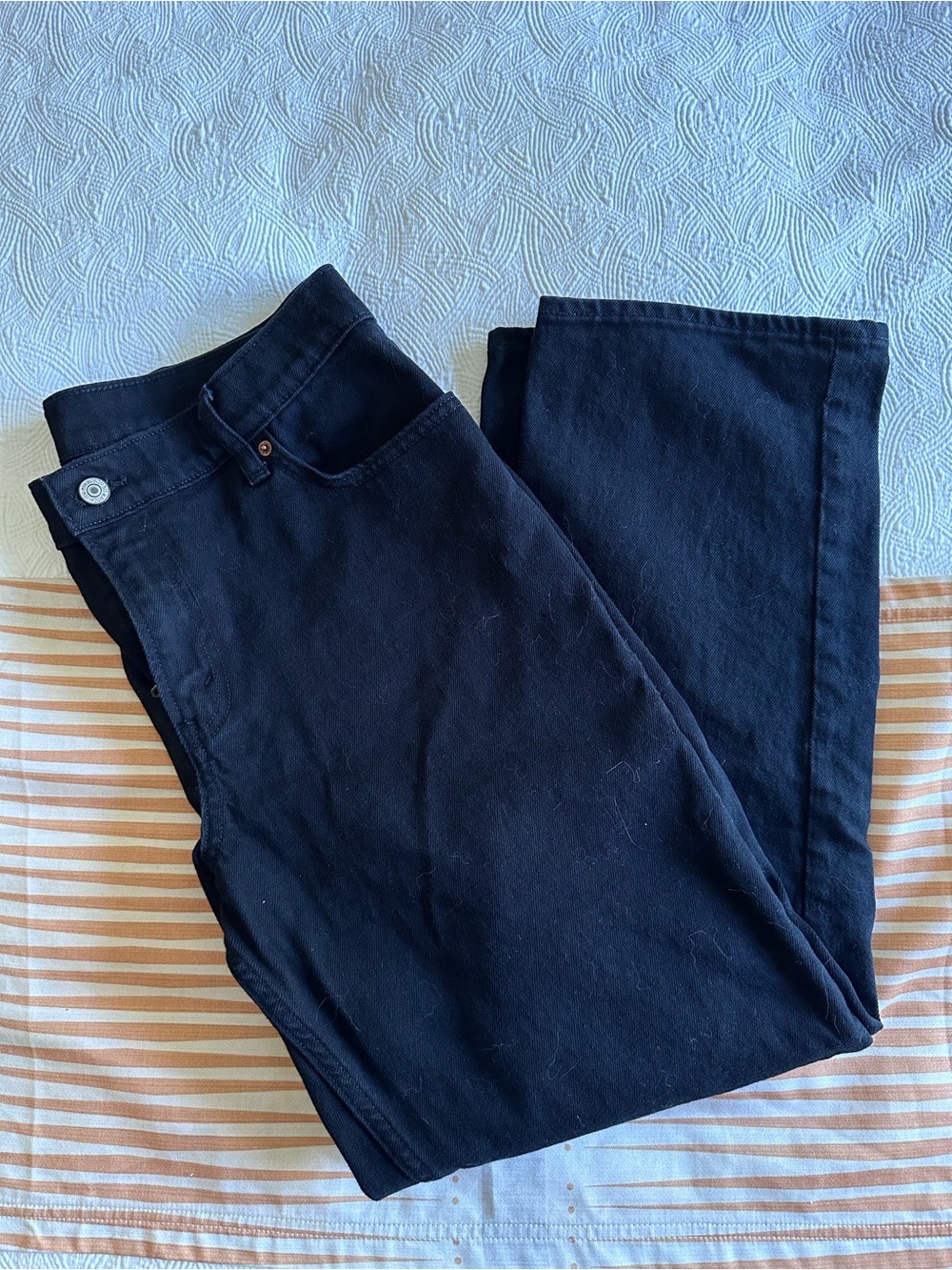 Abercrombie & Fitch Mid-Rise 90’s Straight Jeans